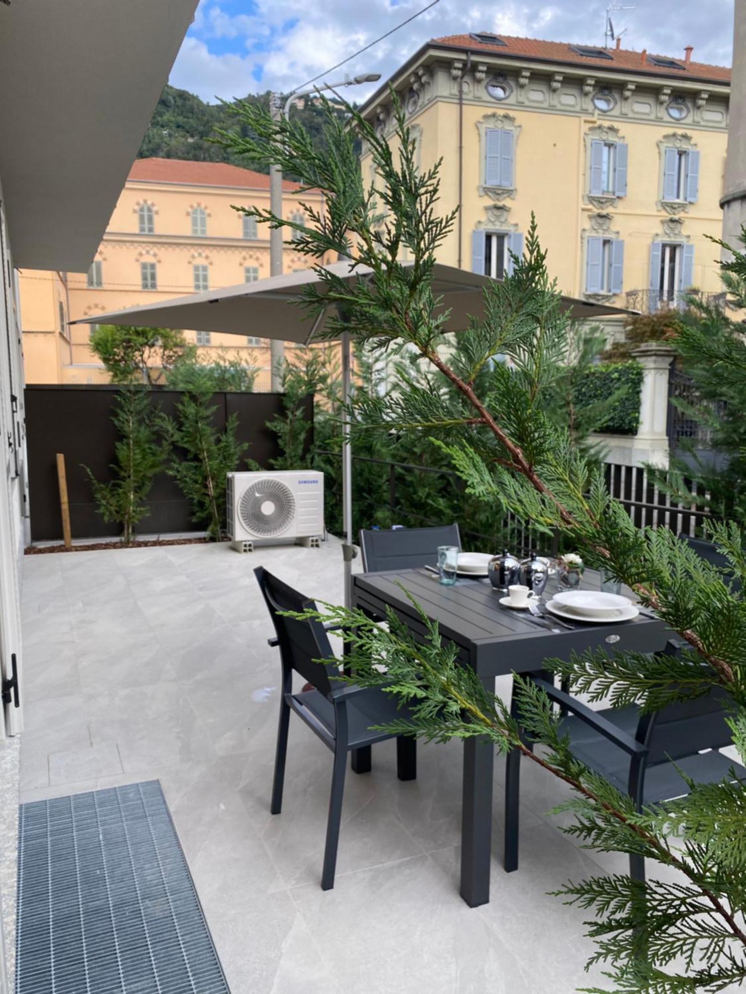 La Casa Di Gio: Piccolo Gioiello In Centro Como Zewnętrze zdjęcie